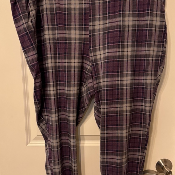Torrid Full-Length Pocket Legging — Purple/Grey Plaid - Picture 1 of 5